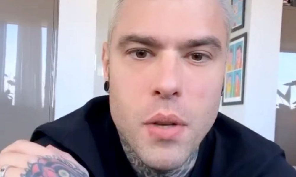 Fedez si tradisce parlando di Sanremo: avrà un ruolo speciale?