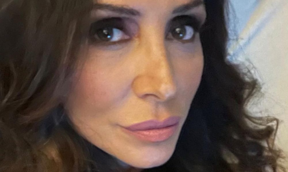 Gabriella Labate: “Massa nell’utero, sono viva per miracolo”