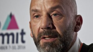 Gianluca Vialli: sospesi tutti gli impegni a causa della malattia