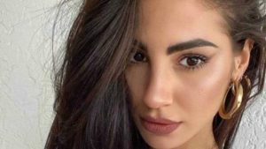 Giulia De Lellis, cosa pensa di lei la mamma del fidanzato Carlo Beretta: “Non è molto contenta…”