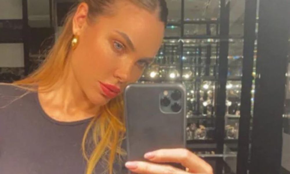 Ilary Blasi, fuga d’amore a St. Moritz: la dolce compagnia di Bastian
