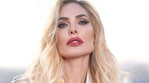 Ilary Blasi a pranzo con il cugino di Francesco: caso diplomatico in casa Totti