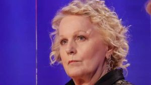 Paura per Katia Ricciarelli: la brutta caduta sul palco a teatro