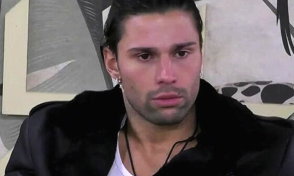 Luca Onestini, sfogo notturno contro Giulia Salemi