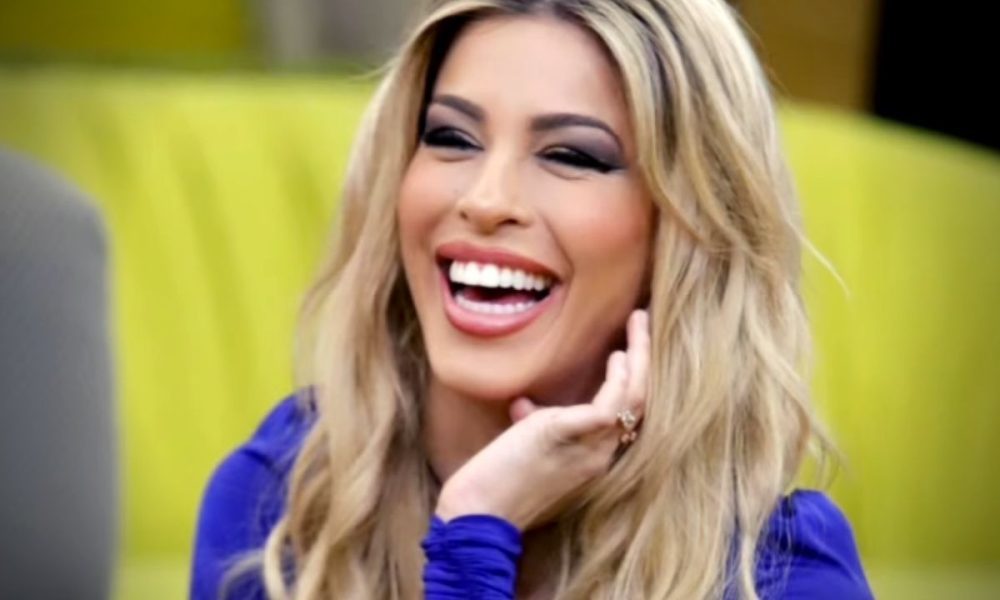 Oriana dimentica Antonino e punta Luca Onestini: “Gran pezzo di gnocco”