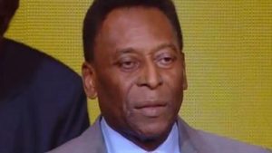 Pelè, l’ultima foto in ospedale con la figlia: “Un’altra notte insieme”