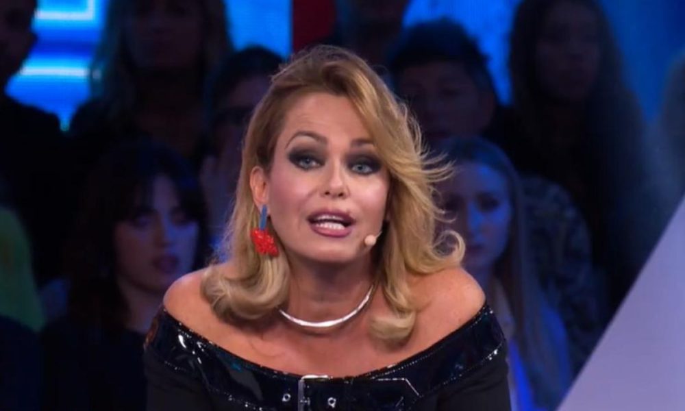 Quanto guadagna Sonia Bruganelli al GF Vip? L’opinionista rompe il silenzio