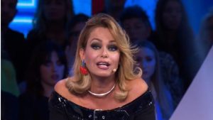 Quanto guadagna Sonia Bruganelli al GF Vip? L’opinionista rompe il silenzio
