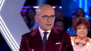 Signorini tradisce Sophie e Basciano: spoilerato in diretta il nome della figlia