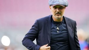 Funerali di Sinisa Mihajlovic: bagno di folla per l’ultimo saluto all’allenatore