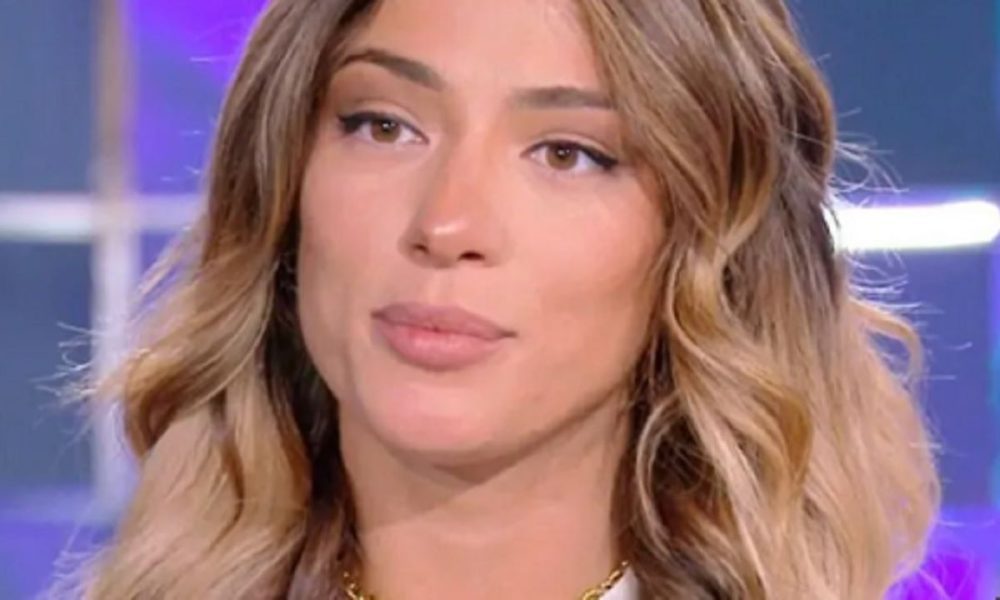 Soleil Sorge, le critiche demoliscono il suo libro: la replica dell’ex gieffina