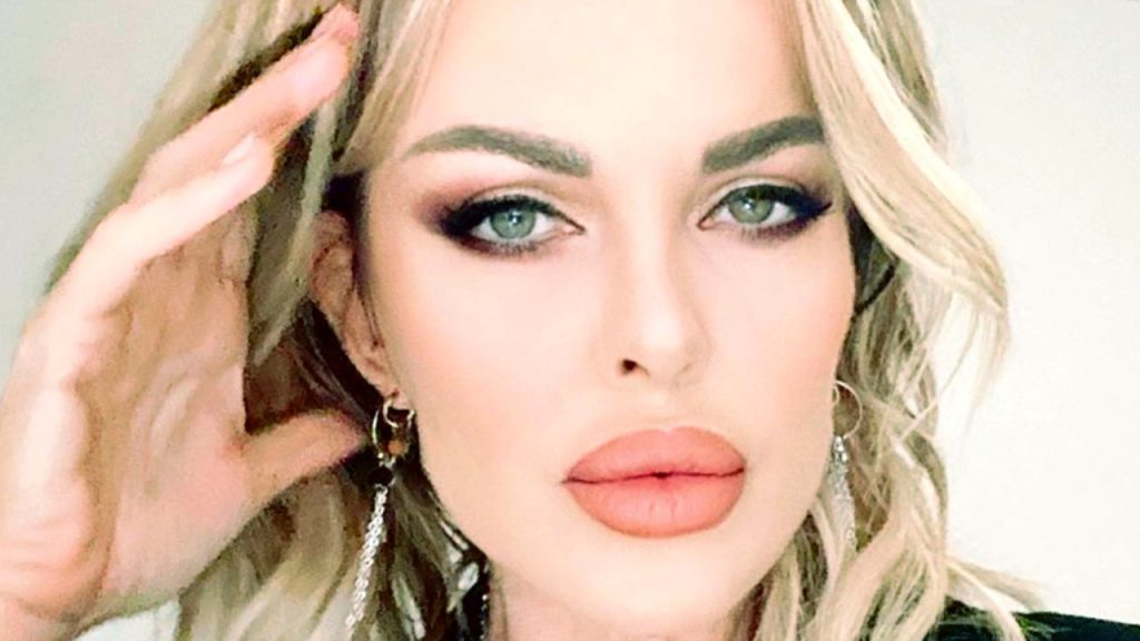 Alba Parietti Instagram