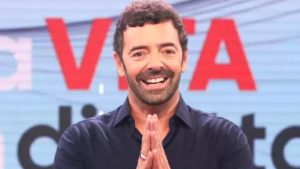 Alberto Matano anche in prima serata: la promozione dopo il successo de La Vita in Diretta