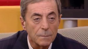 Attilio Romita esagera ancora al GF Vip: nuova volgarità su Nikita Pelizon