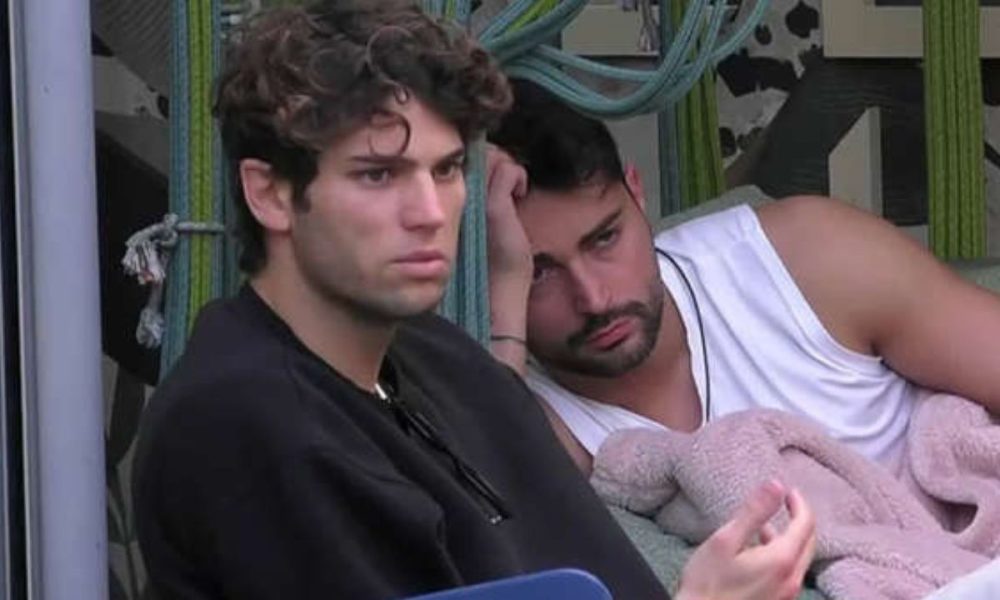 Urla fuori la Casa del GF Vip: “Andrea sono pazza di te”, è Clarissa Selassié