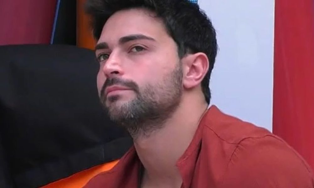 Davide Donadei ha infranto il regolamento del GF Vip? Lo spoiler su Sanremo 23