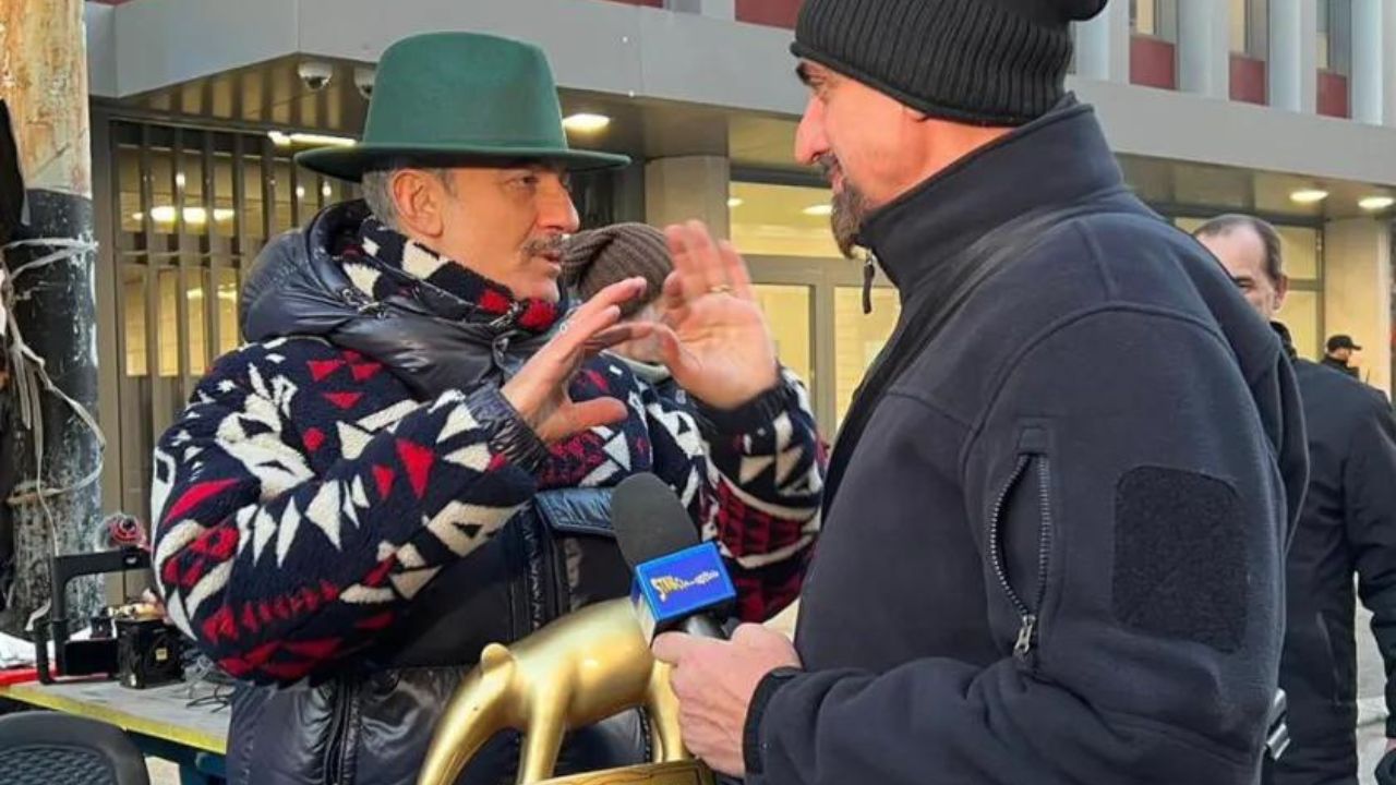 Fiorello riceve il Tapiro di Striscia: al centro il caso della gravidanza di Nina Zilli 41 fiorello tapiro