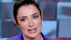 Luisa Ranieri senza filtri prima del ritorno con Lolita Lobosco