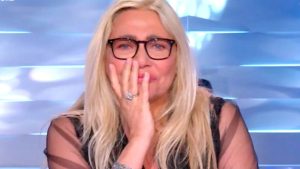 Mara Venier in lacrime a Domenica In durante un fuori onda
