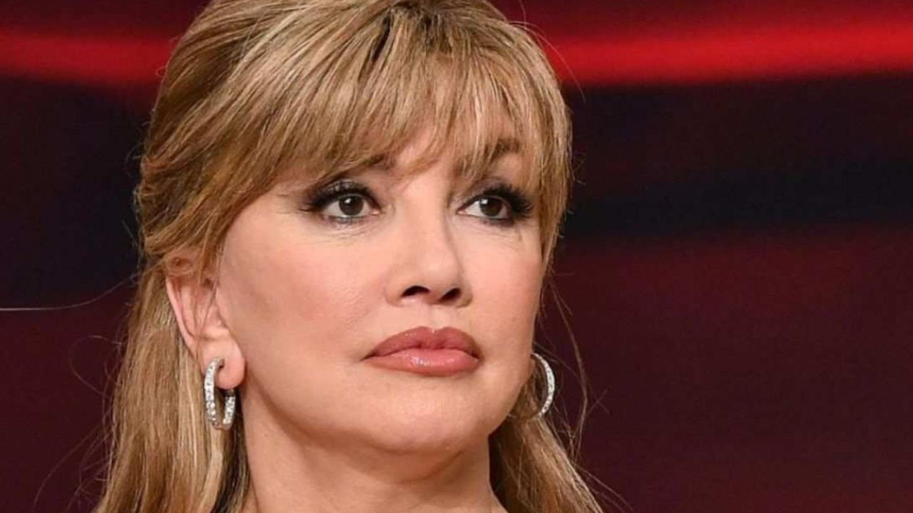 Milly Carlucci, stop alle polemiche su Ballando: "Nessuno è pilotato" 41 carlucci ballando
