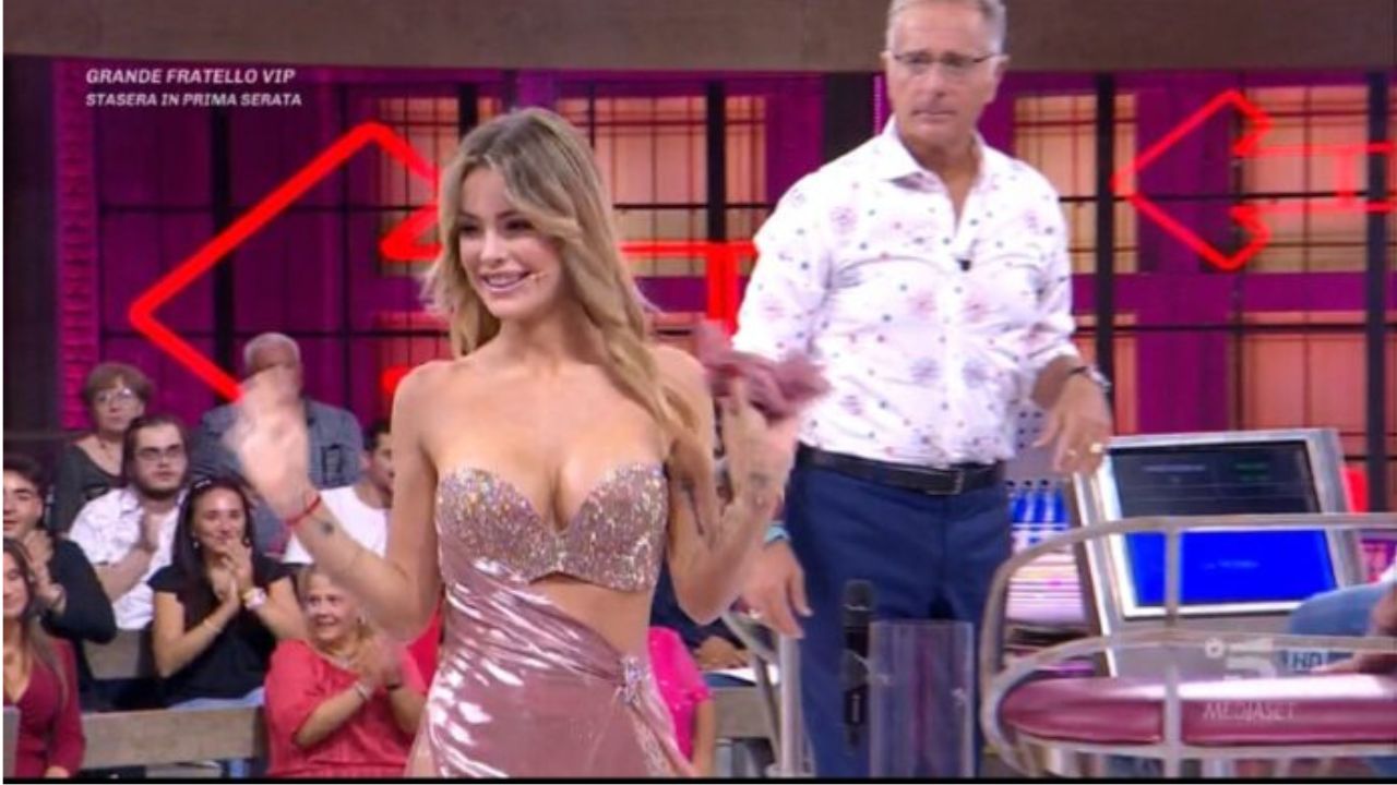 Sophie Codegoni debutta come Bonas ad Avanti un altro: critiche e paragoni 41 sophie codegoni avanti un altro bonas