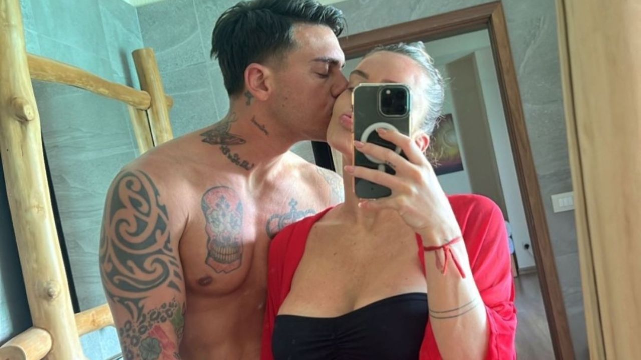 Sophie Codegoni gelosa di Basciano: "Non voglio che metti le foto nudo" 41 sophie codegoni basciano