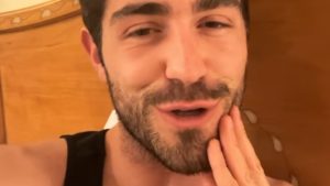 Tommaso Zorzi, il duro sfogo su Instagram: “Non ci farò mai l’abitudine”