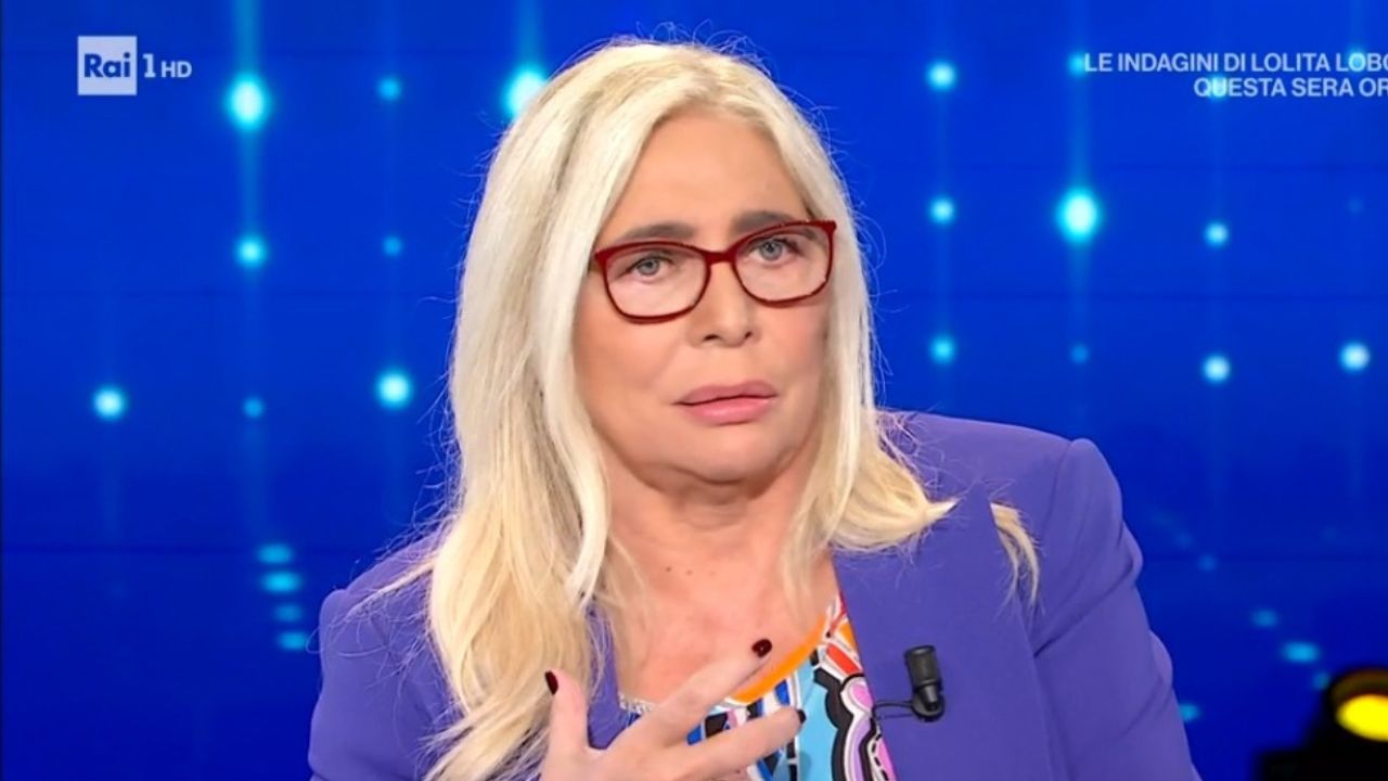 Mara Venier spiazza a Domenica In: "Io ho già preso una denuncia", le parole di Piazzolla 41 venier piazzolla domenica in
