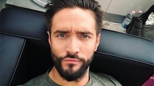 Alex Belli: “Sensuale e bellissimo”, il commento su di lui al GF Vip 7