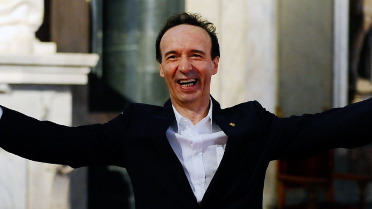 Roberto Benigni a Sanremo, è polemica: "La Rai renda pubblico il compenso" 41 benigni compenso sanremo
