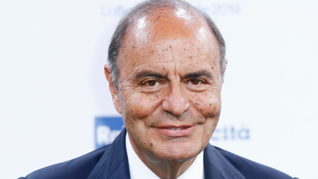 Tg2 in protesta contro Bruno Vespa in onda su Rai1 nella stessa fascia oraria 41 bruno vespa tg2
