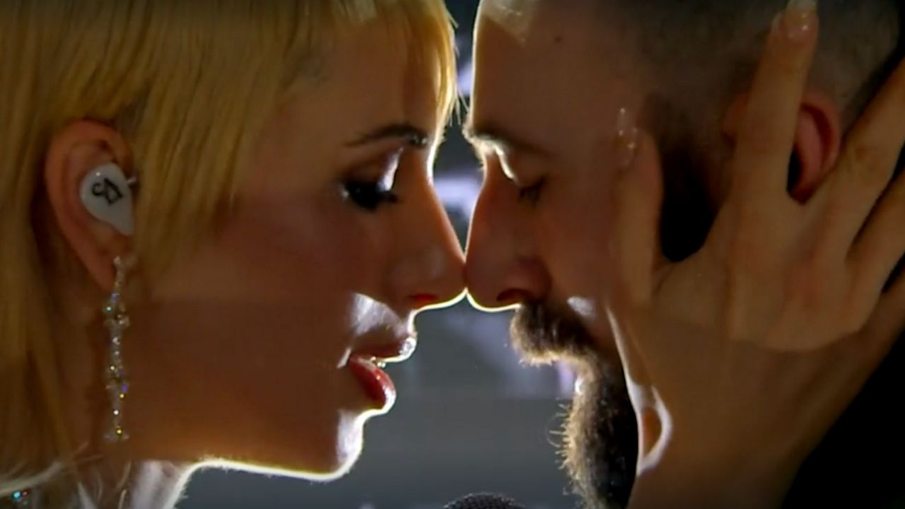 Coma Cose, l'annuncio al Festival di Sanremo 2023: "Ci sposiamo" 41 coma cose matrimonio festival sanremo