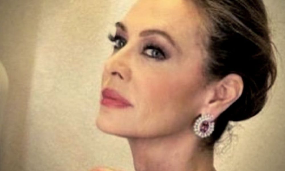 Elena Sofia Ricci si gode la serenità ritrovata grazie a Gabriele: ecco come si sono conosciuti