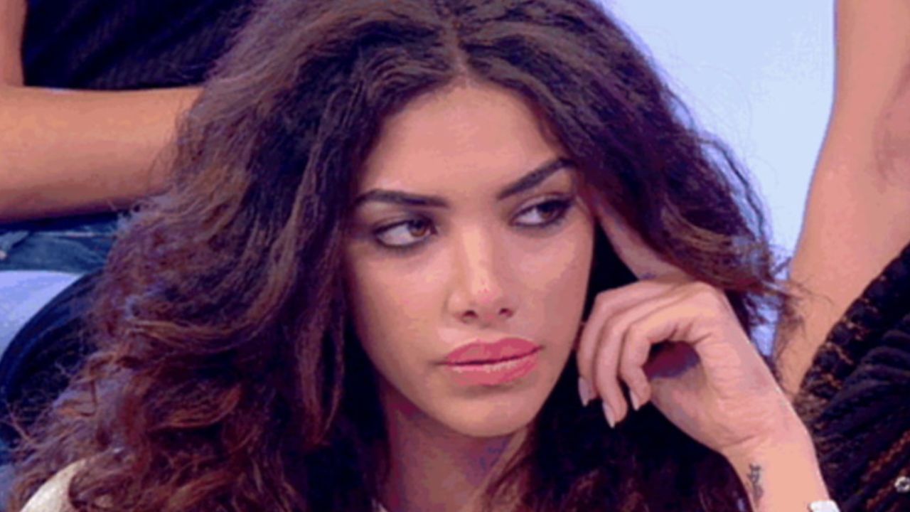 Ester Glam, l'ex di Uomini e Donne: "I cuori dei nostri gemellini non ci sono più" 41 ester glam uomini e donne