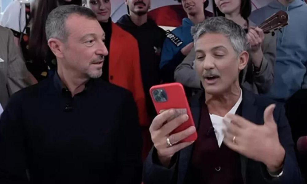 Amadeus spoilera Sanremo 2024: “Ci sarà una grossa polemica”
