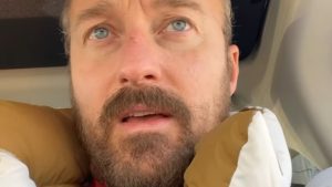 Francesco Facchinetti, il duro attacco contro la politica: “Capre incapaci”