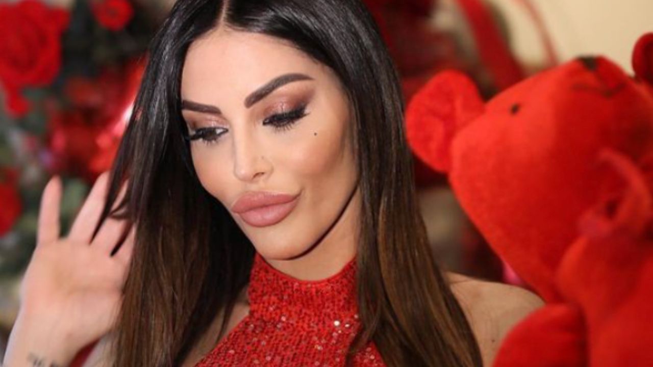 Guendalina Tavassi, caos e polemiche dopo la rissa: "Si sono ammazzate e accusano me" 41 Guendalina Tavassi
