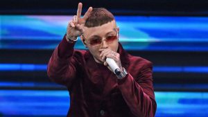 Lazza, oltre alla “garra” c’è di più: Sanremo 2023 premia il suo immenso talento