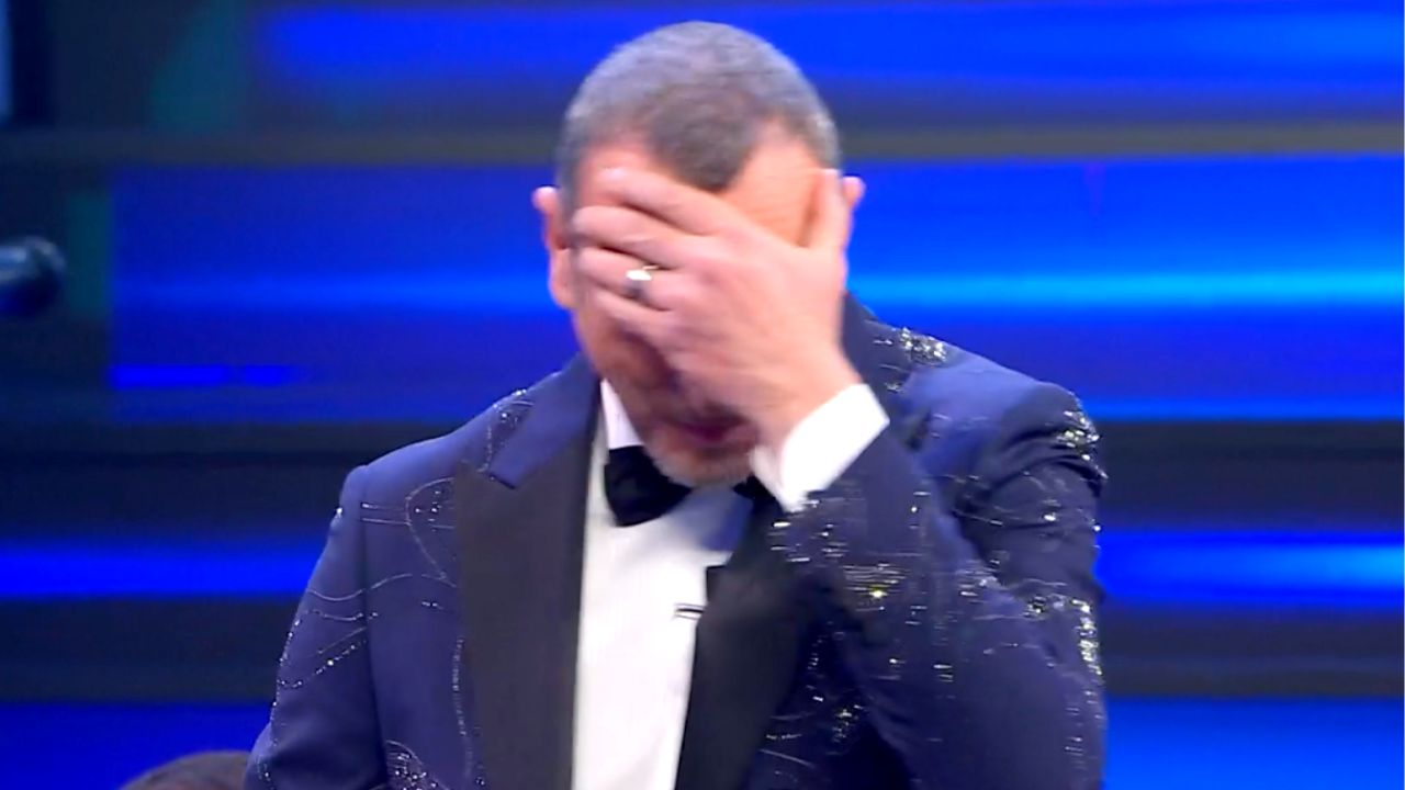 Sanremo 23, lite dietro le quinte: "Volano bicchieri d'acqua tra due cantanti" 41 lite sanremo