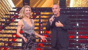 Michelle Impossible: “Sono felice quando lo sei tu”, la Hunziker si emoziona con Eros Ramazzotti