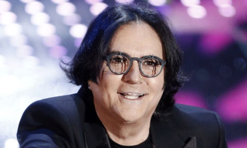 Renato Zero, amaro nei confronti di Mediaset: “Fuori posto”