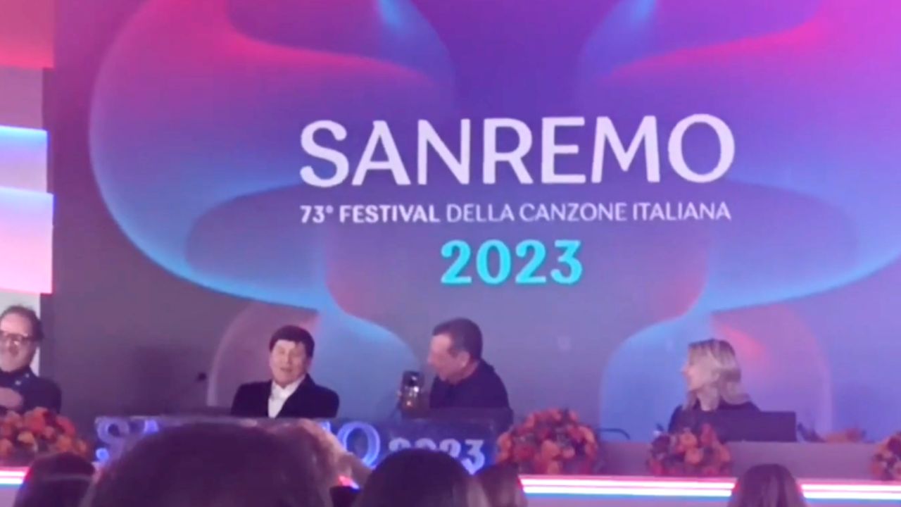 Sanremo conferenza stampa Fiorello imitazione intervento