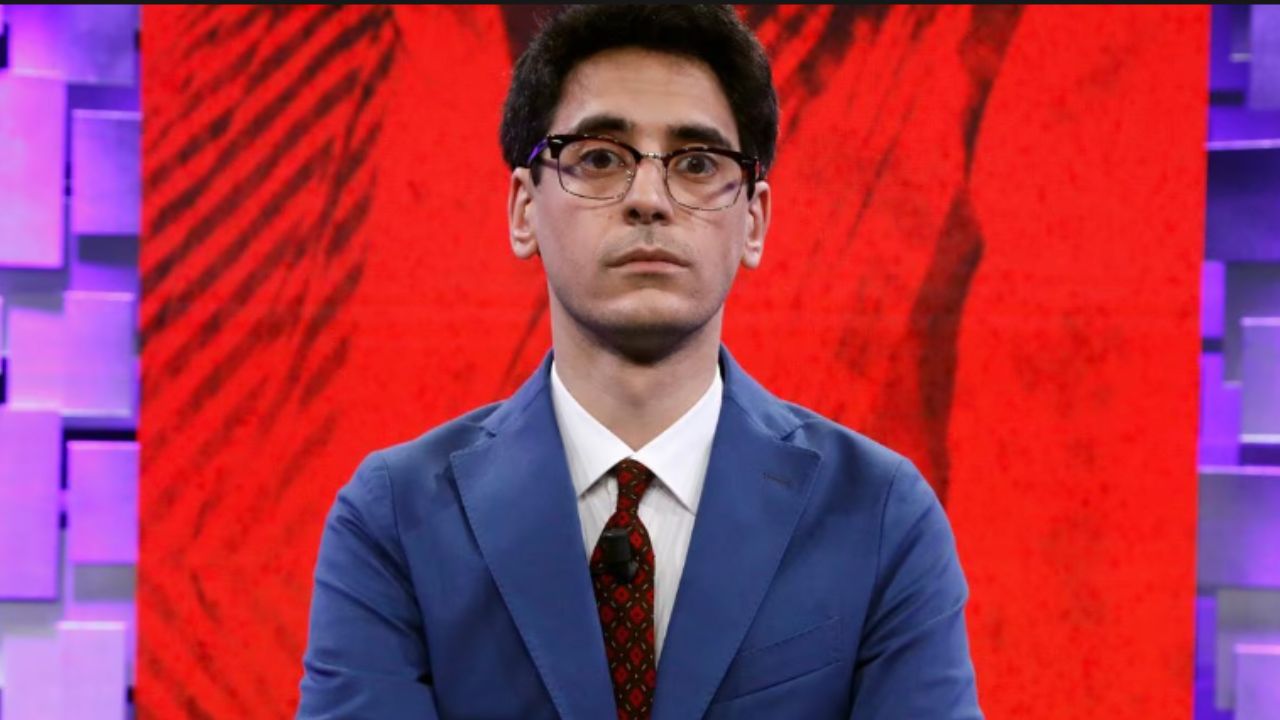 Lundini è il neo della Rai: lo show non avrà un seguito (purtroppo) 41 Valerio Lundini