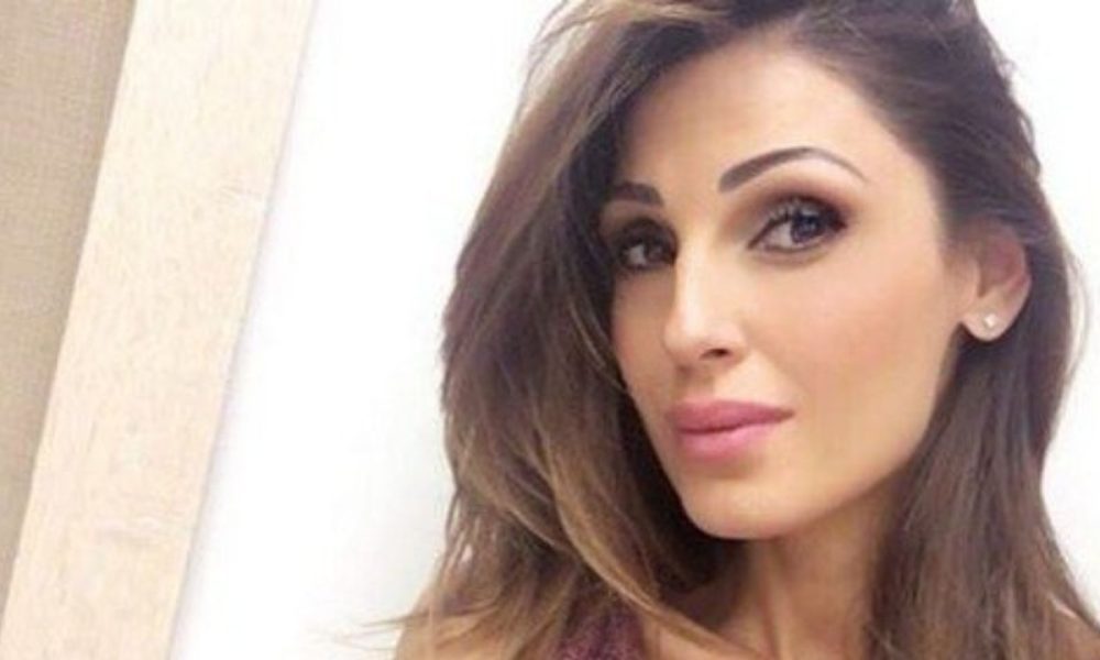 Anna Tatangelo: “Se non avessi iniziato anni fa…”, l’aiuto della psicoterapia