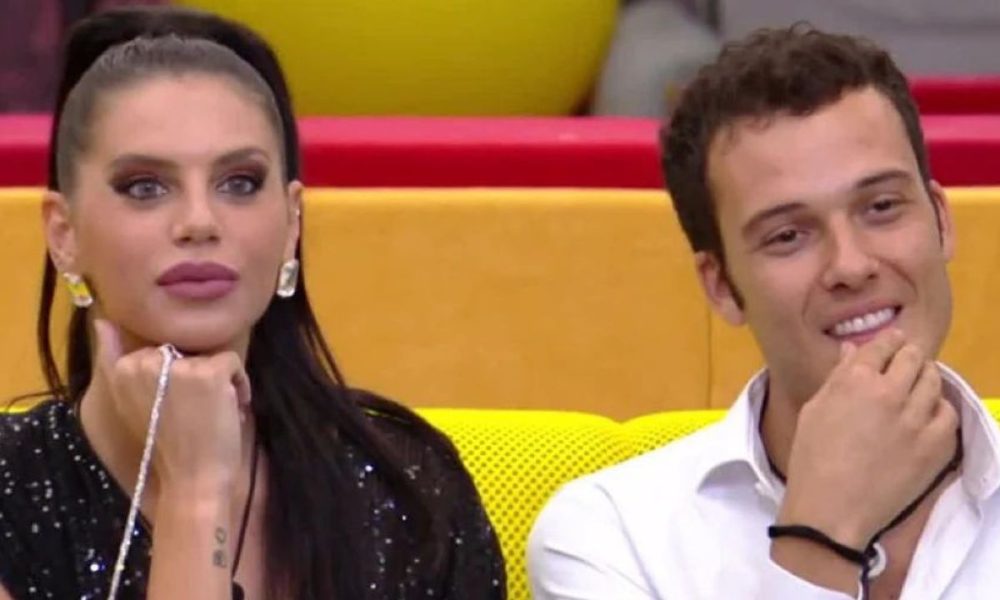 Fabrizio Corona senza filtri su Antonella e Edoardo: “Vi do subito 2 scoop”