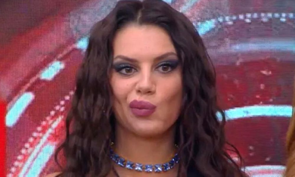 GF Vip, fuori Antonella: Giaele finalista, gaffe degli autori sul sito