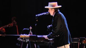 Bob Dylan annuncia cinque date in Italia, ma i telefoni saranno vietati