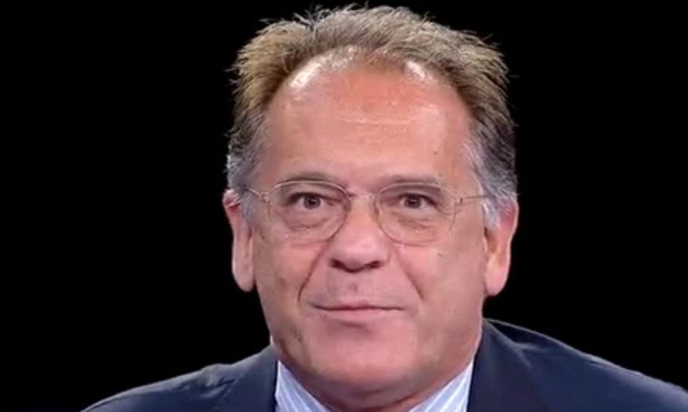 Cecchi Paone: “Di Simone mi piace il cul*. Giorgia Meloni sposaci”