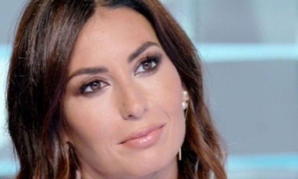 Elisabetta Gregoraci, dolce dedica nel giorno del compleanno della mamma: “Manchi come l’aria”
