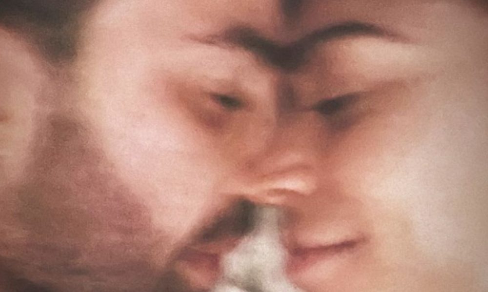 Elodie e Andrea Iannone festeggiano 7 mesi insieme: il costoso regalo per la cantante